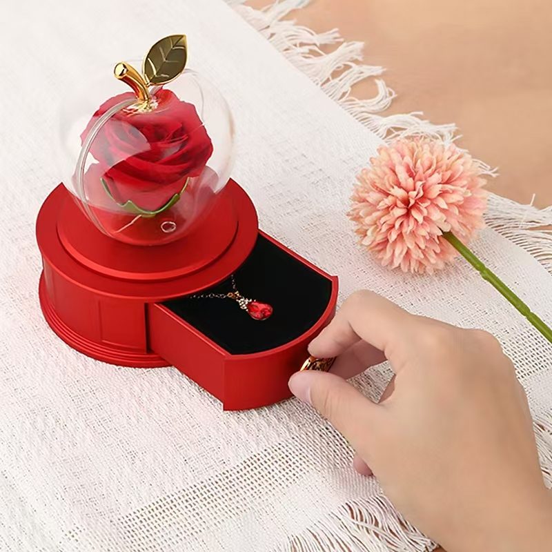 带玫瑰抽屉的圆形首饰盒